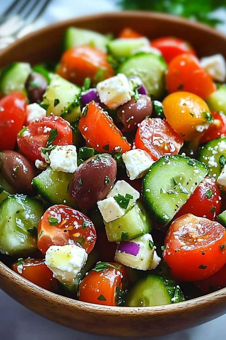 Mediterranean Italian Cucumber Tomato Salad – Easy Healthy Side Dish 1 101
