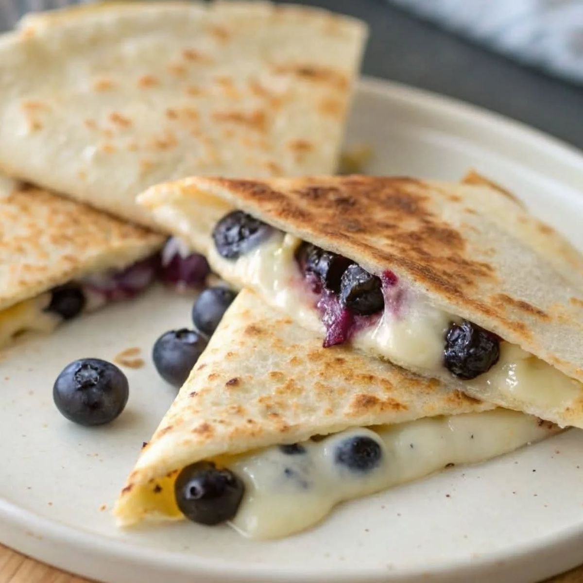 Keto Blueberry Breakfast Quesadilla – Easy Low-Carb, High-Protein Breakfast 1 192 1
