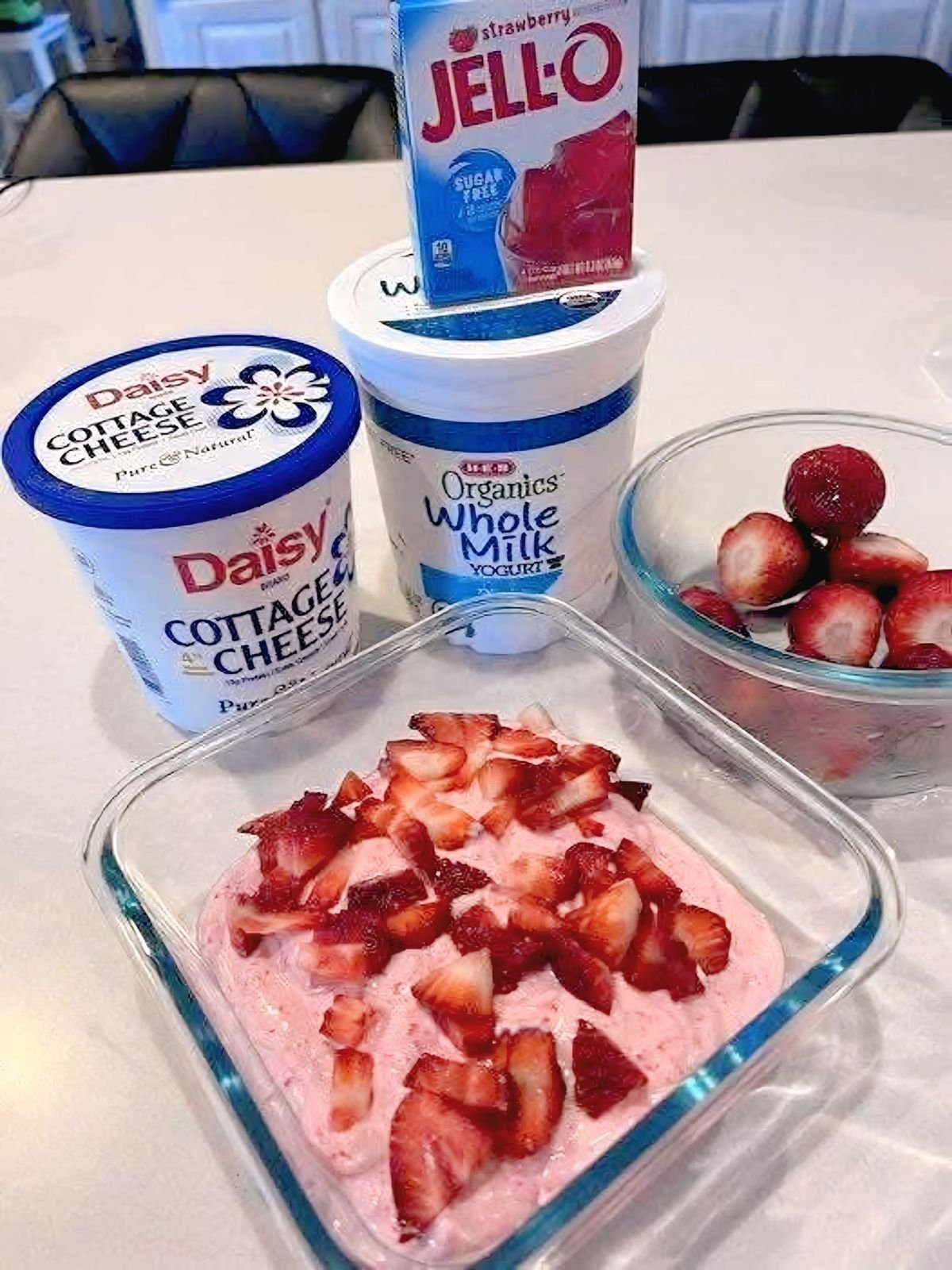 Easy High Protein Berry Cheesecake Fluff with Greek Yogurt – A Low Carb Dessert