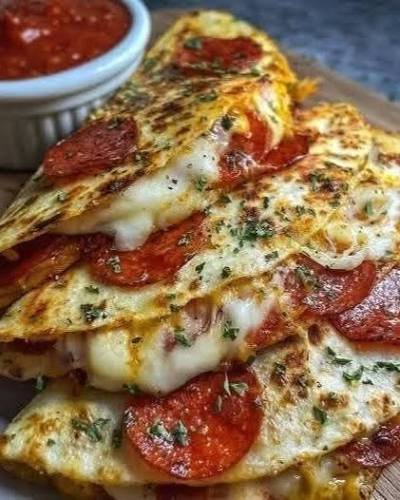 Keto Pepperoni Pizza Quesadillas – Easy High-Protein Low-Carb Pizza 1 images 11